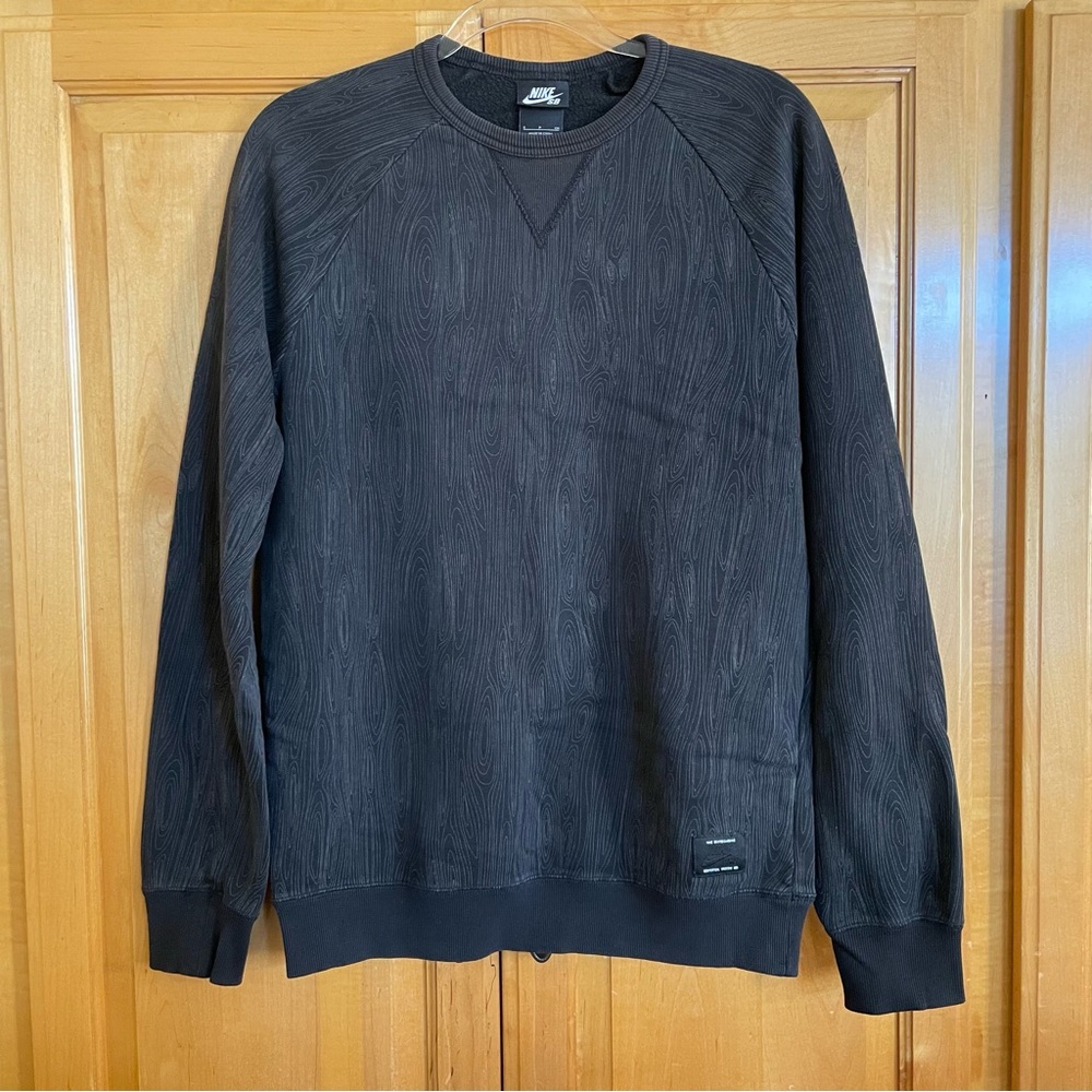 Nike SB Black Crewneck Sweater Wood Grain Pattern